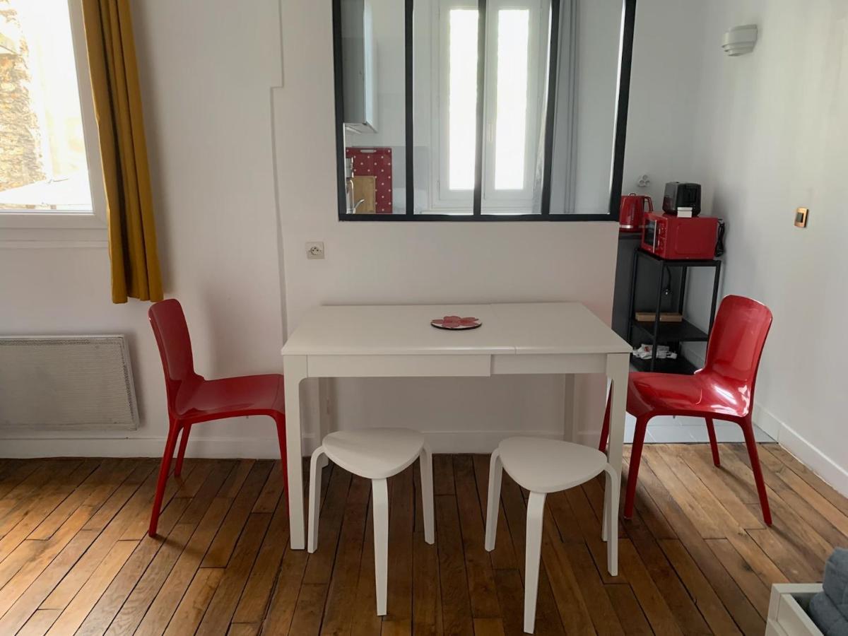 Studio Perfect For 2 Adults And 1 Kid, And Up To 2 Kids - Jourdain 20E, 25Mn To Louvre Via Line M11 Париж Екстериор снимка